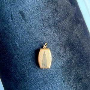 RARE 9 ct gold Empire State Building locket